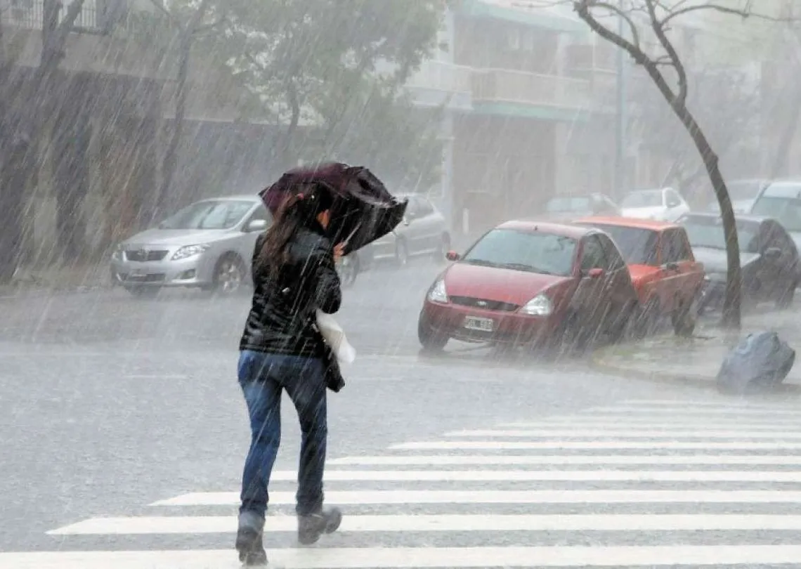 Lluvias aumentarán en próximas horas; COE eleva a 19 provincias en alerta