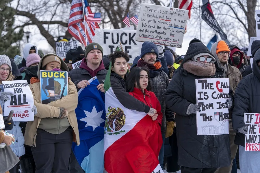 Minéapolis declara una «huelga general» en protesta contra de las redadas a inmigrantes