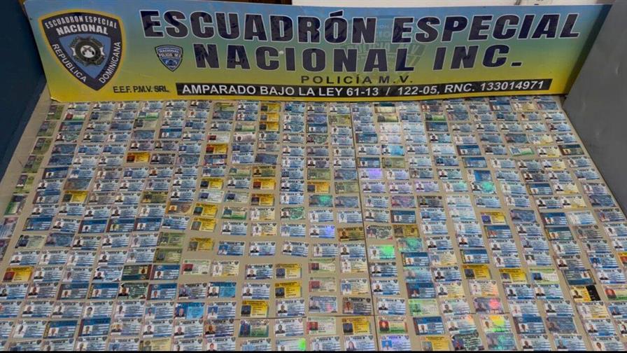 Policía desmantela red que falsificaba hasta rangos de generales en La Romana