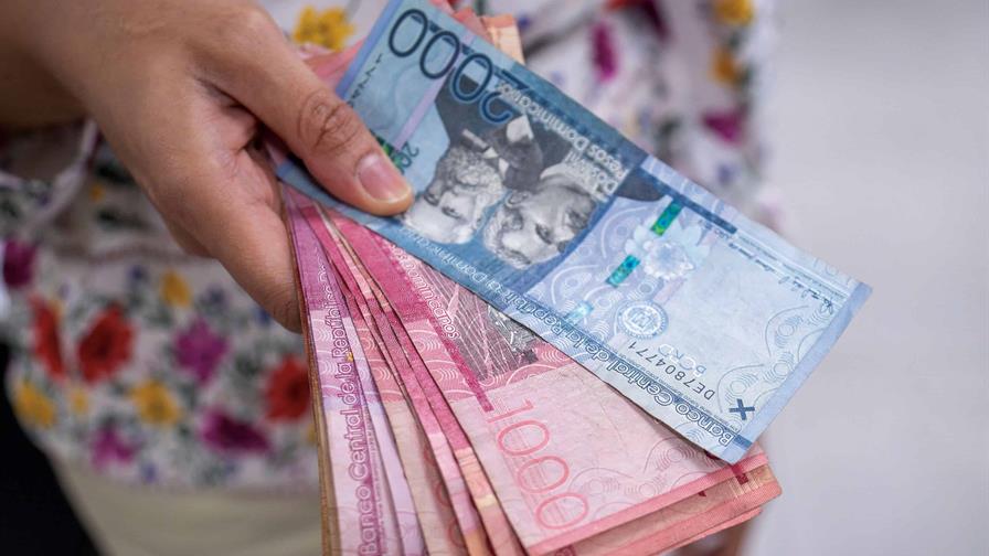 Banco Central: la tasa de interés activa bajó de 14.99 % a 13.59 % en los últimos nueve meses