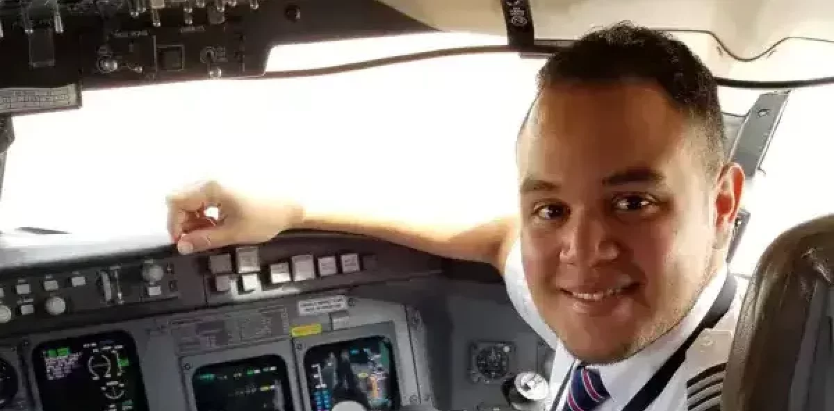 El llamado desesperado de una madre a Luis Abinader por piloto dominicano preso en Guinea