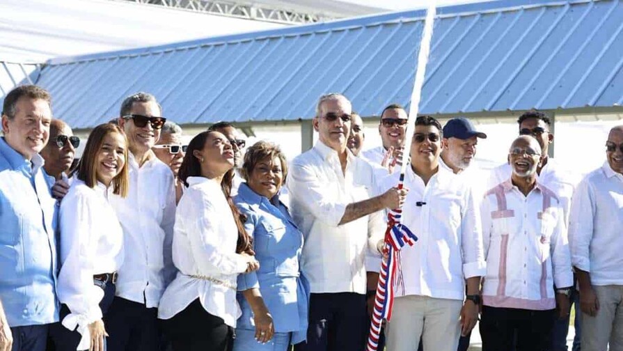 Abinader inaugura la ampliación del Acueducto Oriental Barrera de Salinidad