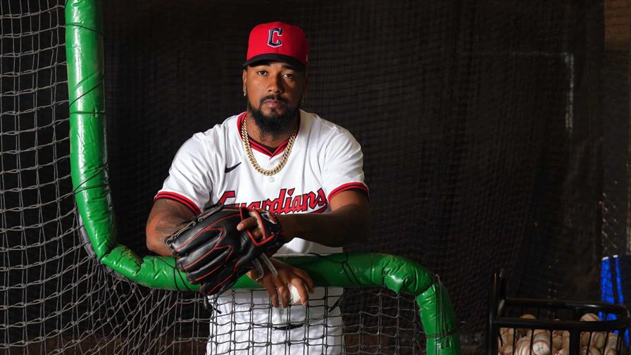 MLB prohíbe a Emmanuel Clase y Luis Ortiz integrarse al Spring Training de Cleveland