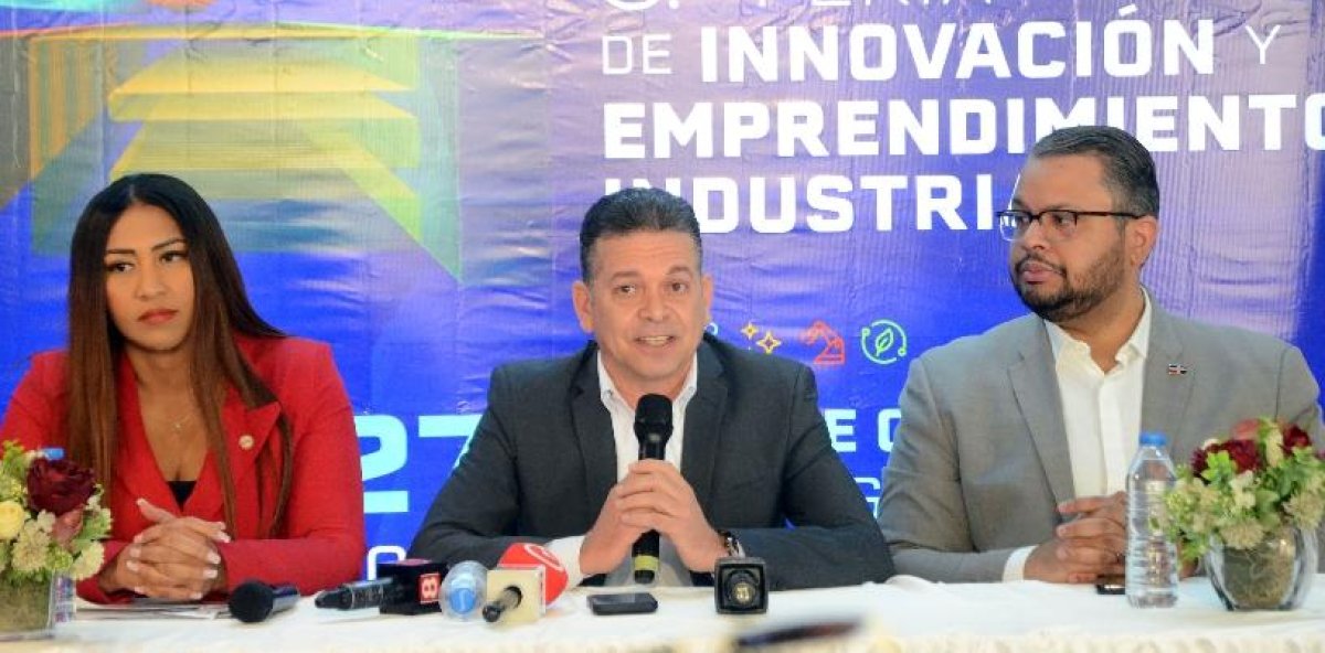 Con feria Proindustria dice crea forma de emprender