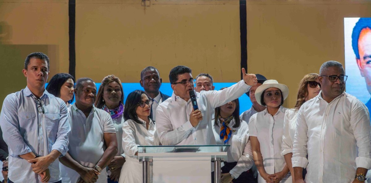 Dío Astacio resalta legado de Peña Gómez en un emotivo homenaje en Santo Domingo Este