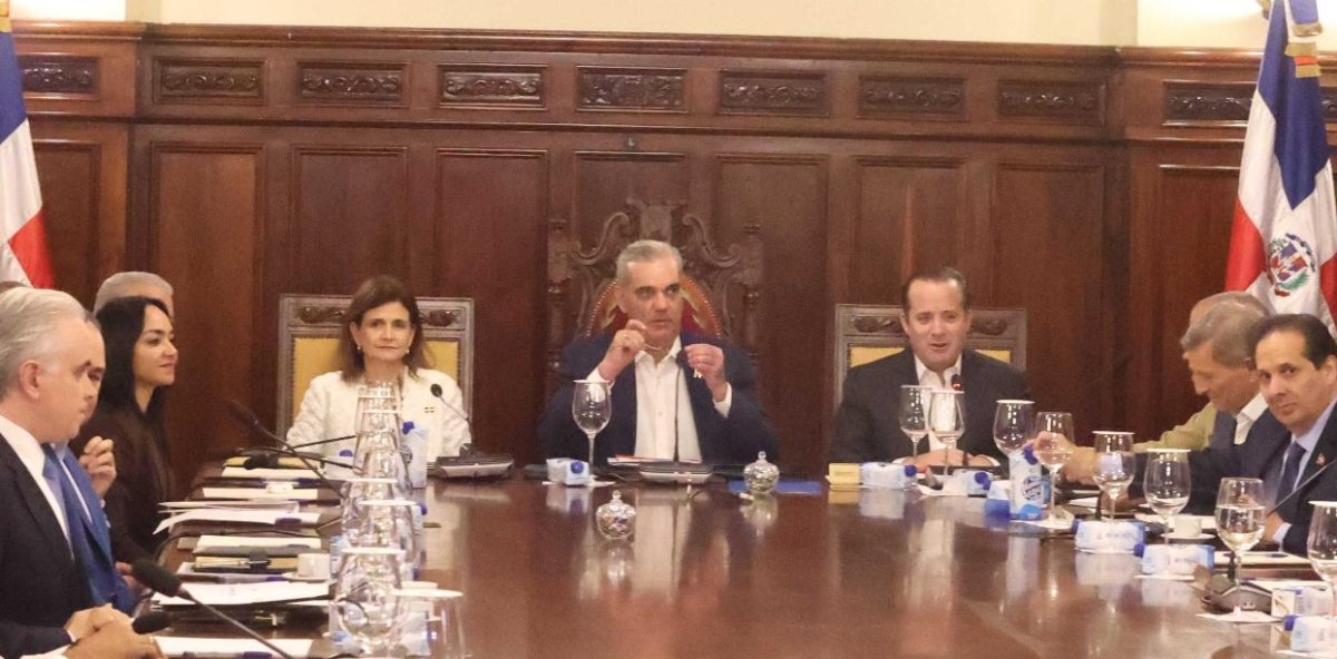 Gobierno destina $15 mil MM a sectores vulnerables por crisis