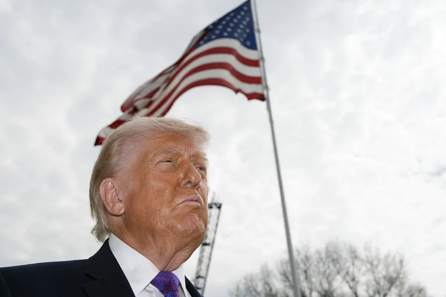 Las tres medidas con las que Trump intenta frenar la escalada del precio de la gasolina