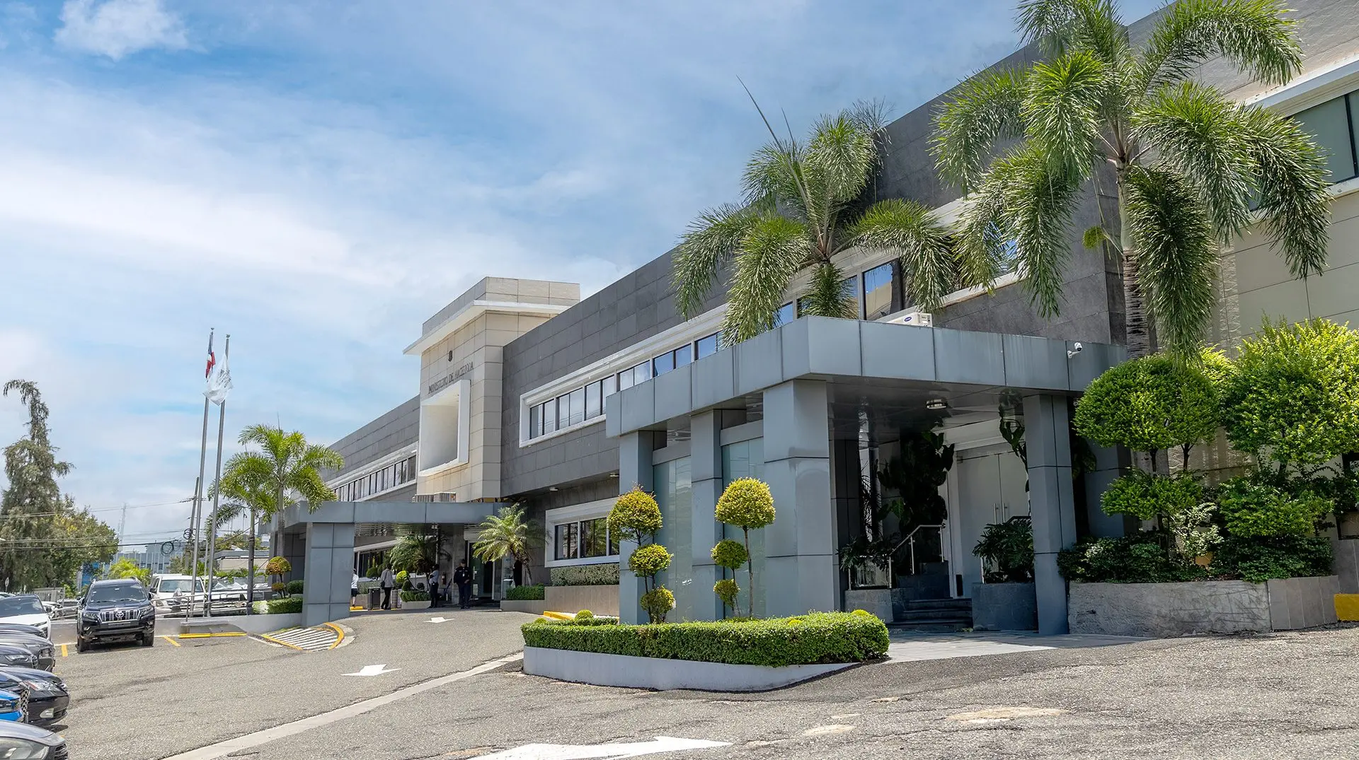 RD reduce la pobreza monetaria a 17.3 % en 2025, el nivel más bajo de la última década