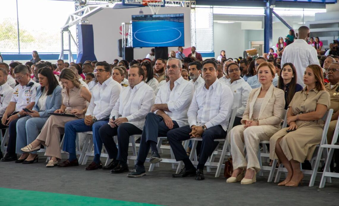 Abinader inaugura complejo deportivo en Ciudad Juan Bosch y Juegos de la Mujer 2026