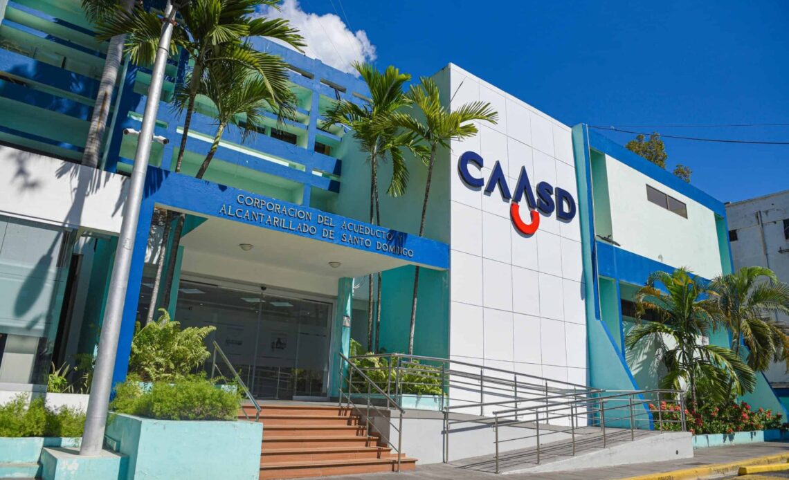 CAASD ejecuta trabajos sanitarios en sector La Yuca del Ensanche Naco