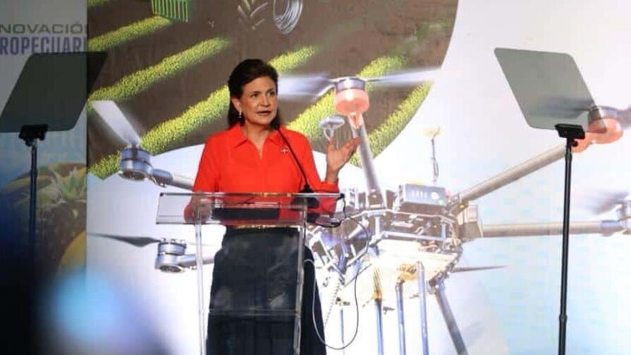 Raquel Peña llama a diversificar cultivos durante congreso de productores agropecuarios