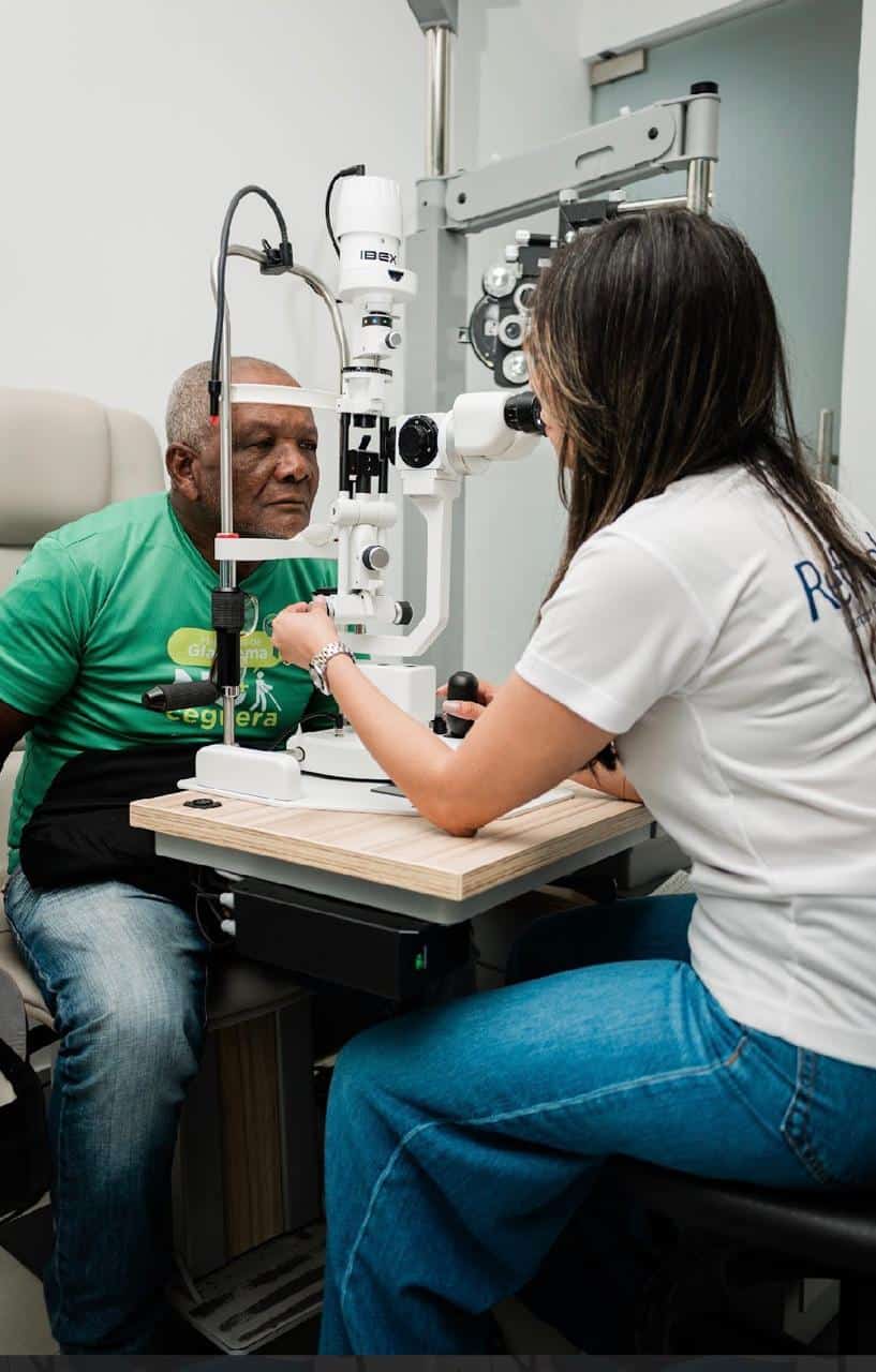 Más de 270 personas reciben atención en jornada gratuita de detección de glaucoma en Cristo Rey