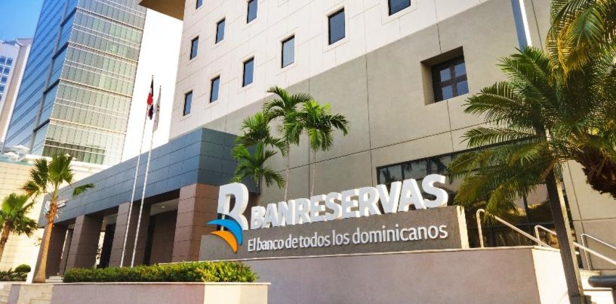 Banreservas escoge 5 equipos de programa