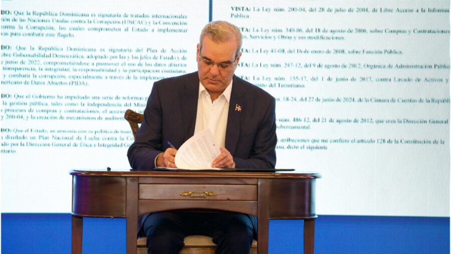 Abinader promulga Ley que elimina candidaturas independientes