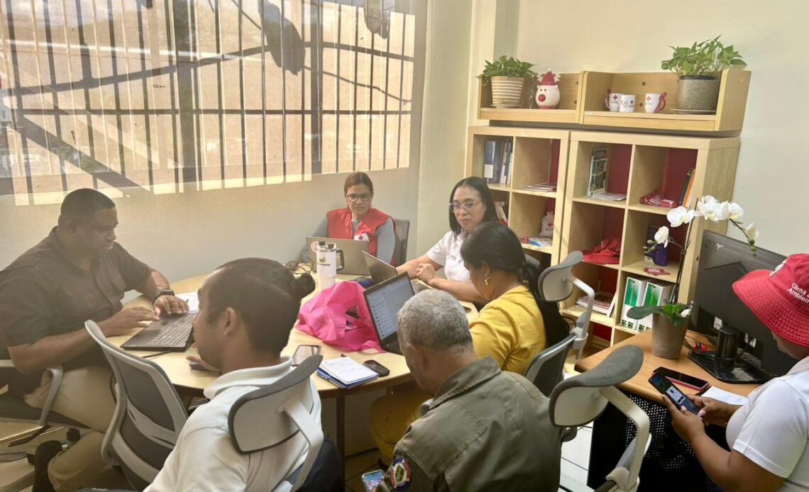 Cruz Roja Dominicana refuerza acciones de prevención ante lluvias y alerta del COE
