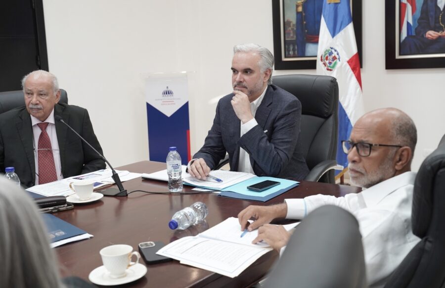 Educación avanza a quinta etapa de evaluación docente