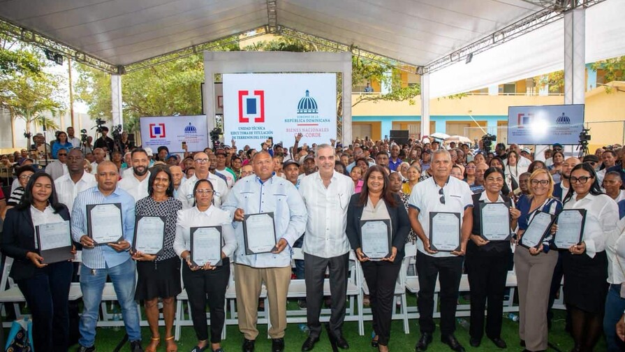 El Gobierno ha entregado más de 163,000 títulos de propiedad en más de un lustro