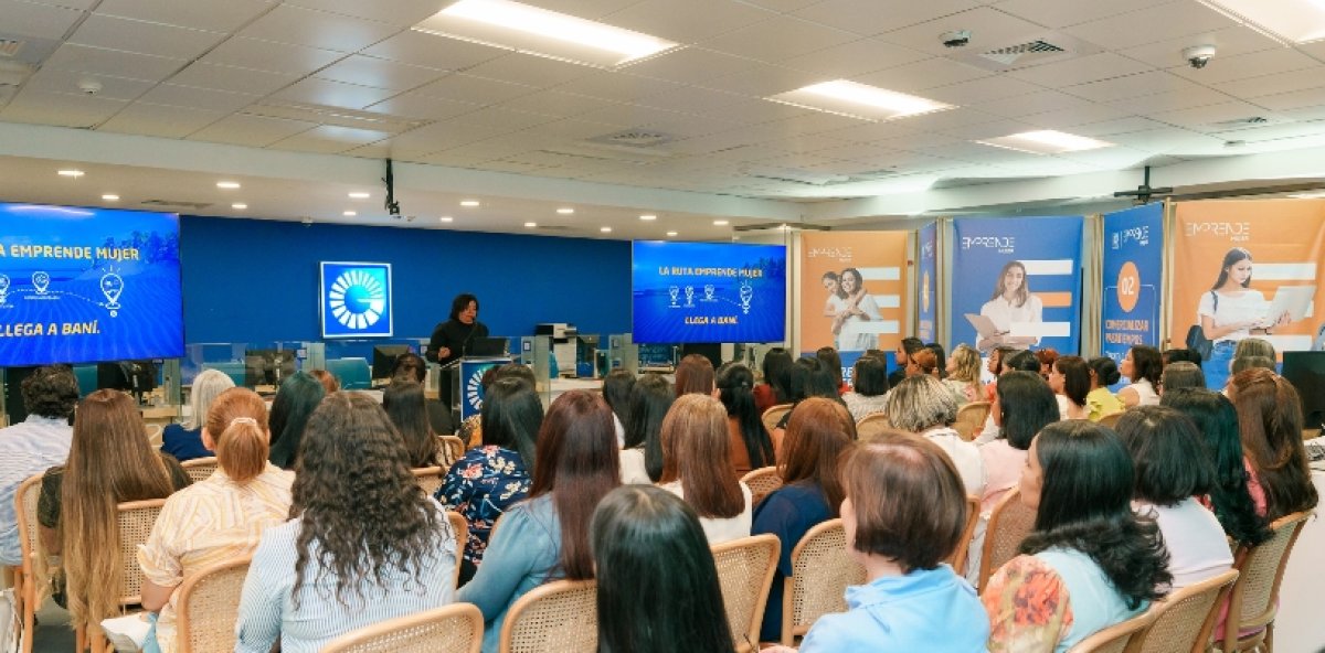 Banco Popular apoya emprendedoras Baní