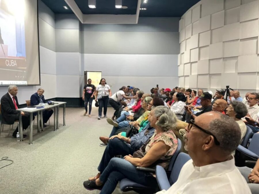Personalidades dominicanas firman «Manifiesto de solidaridad con Cuba»