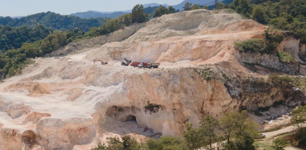 Luis Abinader declara de utilidad pública terrenos del Monumento Natural Cuevas del Pomier