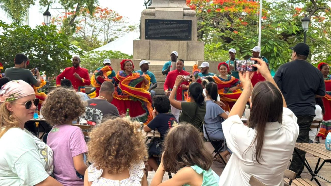 El Ministerio de Turismo y el Clúster Turístico de Santo Domingo inician “Turizoneando Verano 2026”