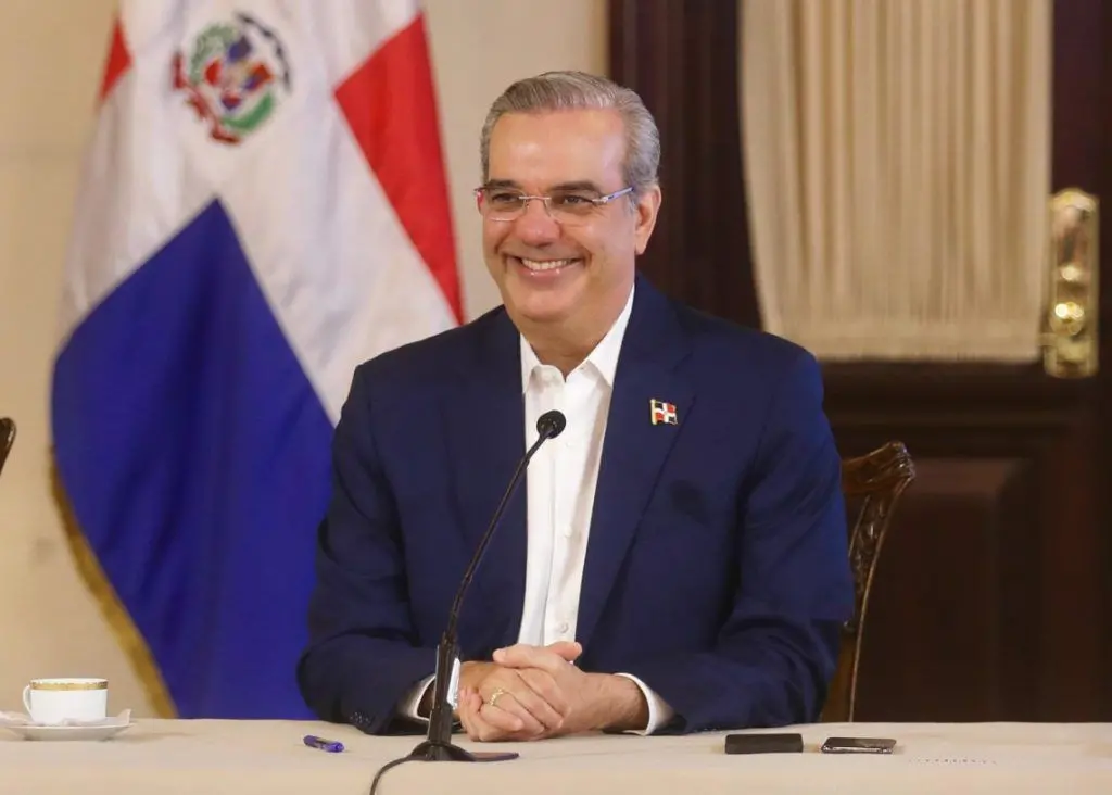 Abinader sostendrá reunión oficial con su homóloga de Surinam