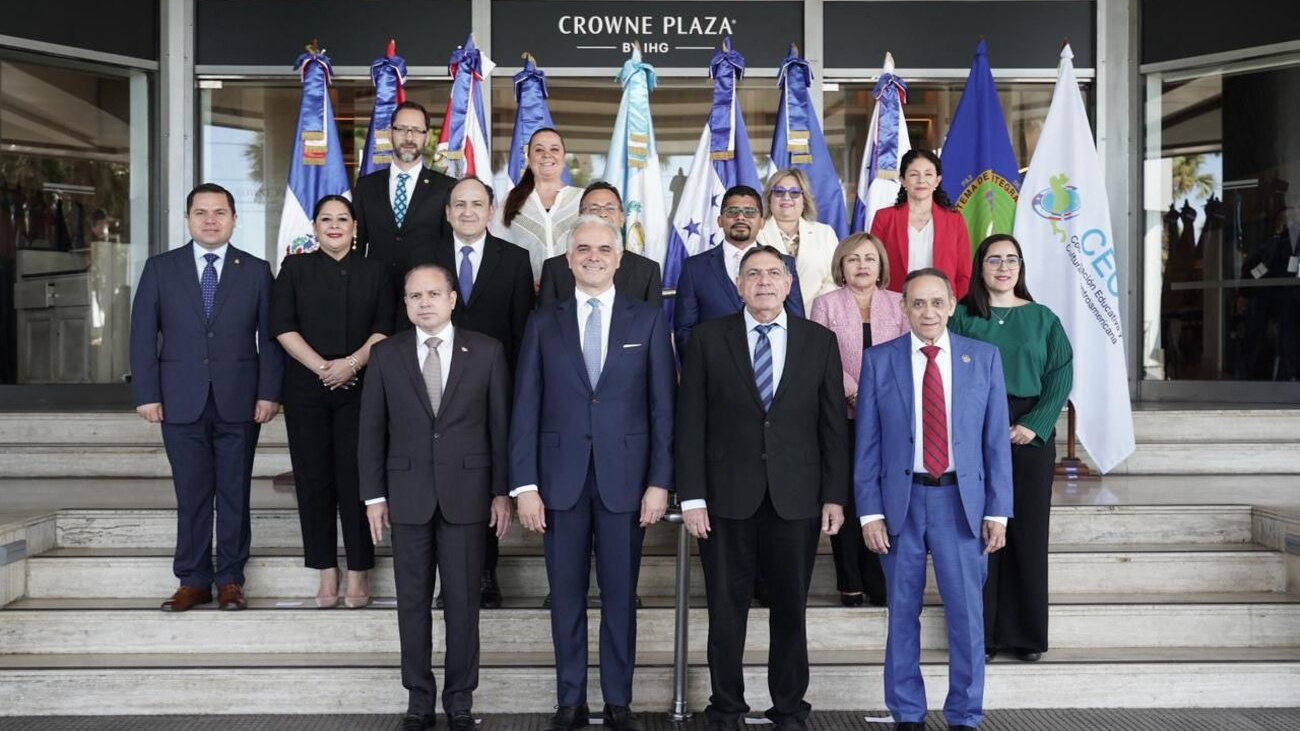 Ministro de Educación aboga por una agenda regional centrada en talento, innovación y ciudadanía