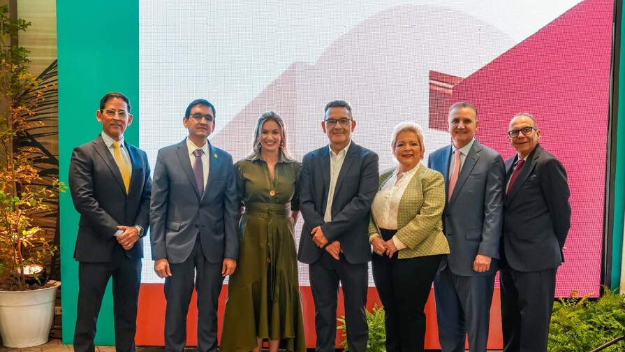 Economista advierte alza de gasolina podría retrasar hasta 0.4 puntos el crecimiento económico de RD