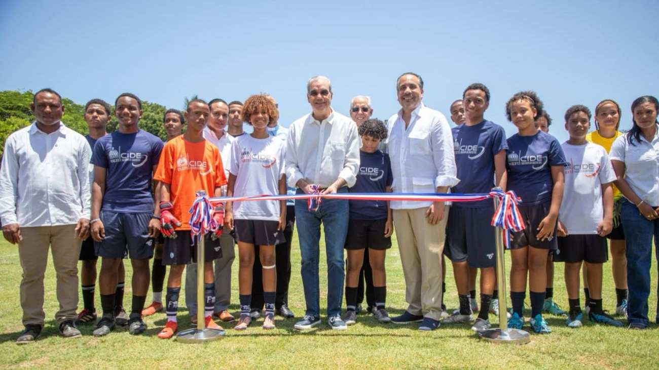 Presidente Abinader entrega moderno Centro de Iniciación Deportiva en el Hogar Escuela Santo Domingo Savio