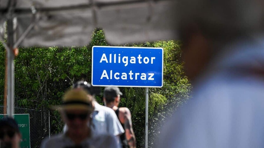 Una jueza exige a EE. UU. y Florida evidencia del cierre definitivo de ‘Alligator Alcatraz’