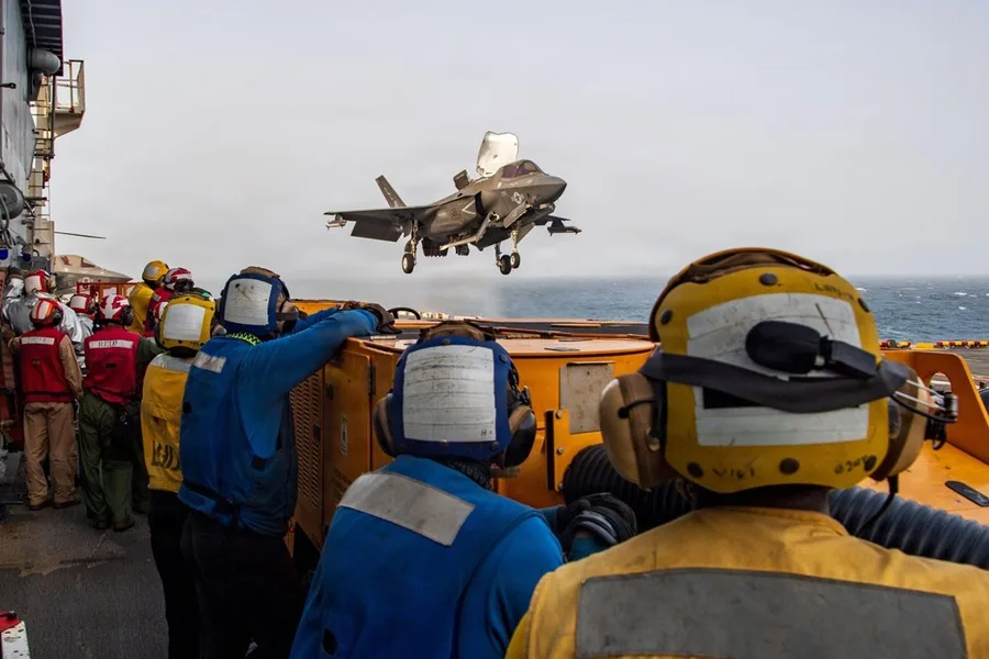 EE.UU. eleva a 22 los barcos frenados hacia Irán en un operativo con más de 20 buques
