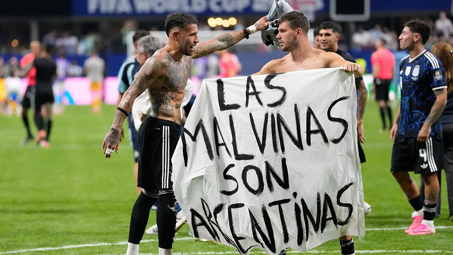 FIFA investiga la pancarta de Argentina sobre las Malvinas previo a final del Mundial
