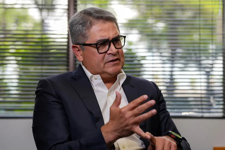 El expresidente de Honduras acusado de fraude y lavado quiere ser juzgado por el Supremo