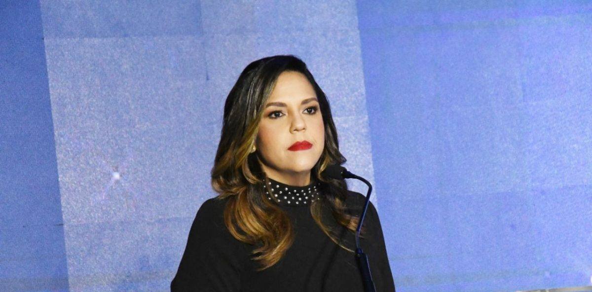 Julia Múñiz presidirá Consejo de APORDOM y Francisco Campos será su director