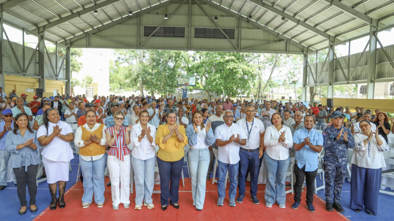 Supérate promueve el diálogo con familias beneficiarias para fortalecer la protección social en Hato Mayor