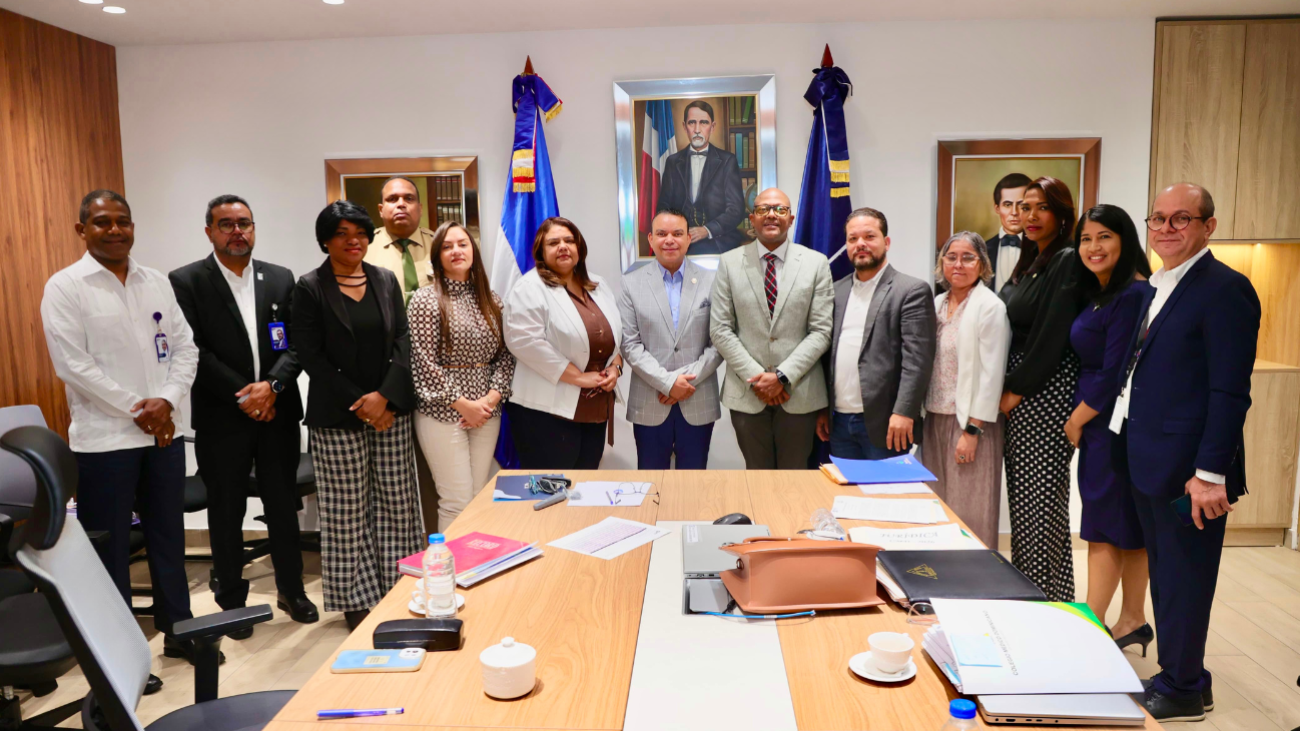SNS y CMD mantienen diálogo y trabajo conjunto para fortalecimiento prestación de servicios de salud