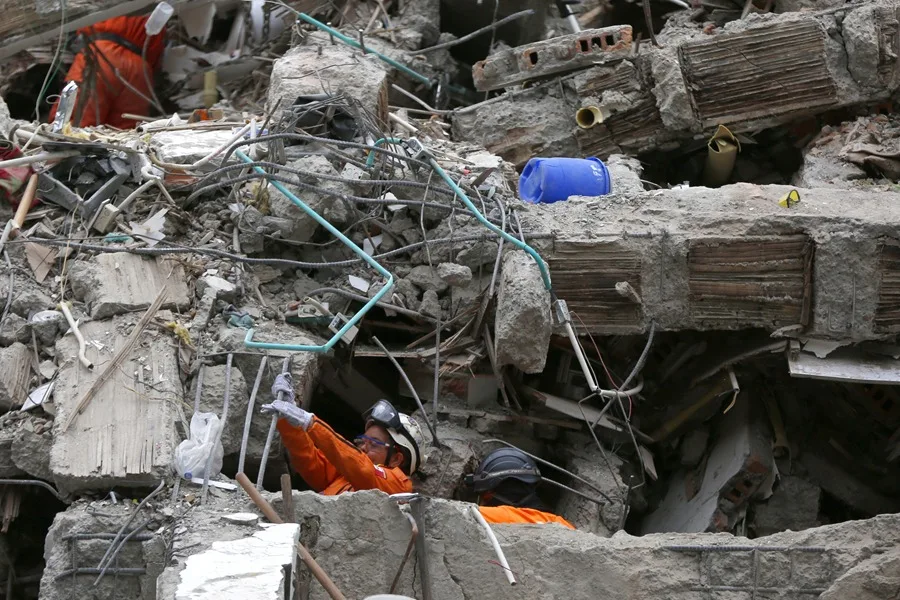 Equipos de EE.UU., Ecuador, El Salvador e Israel se sumarán a los rescates tras el terremoto en Colombia