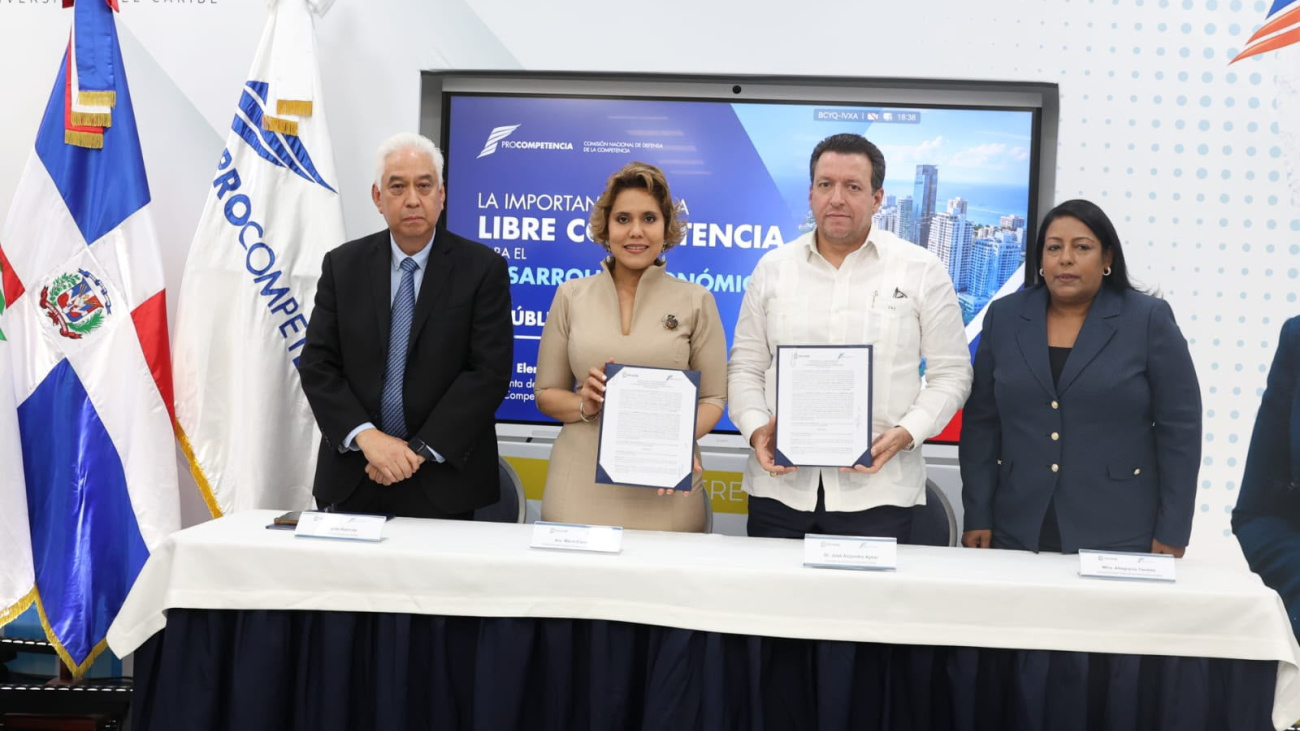 ProCompetencia y Unicaribe firman alianza para promover la cultura de competencia desde la educación superior