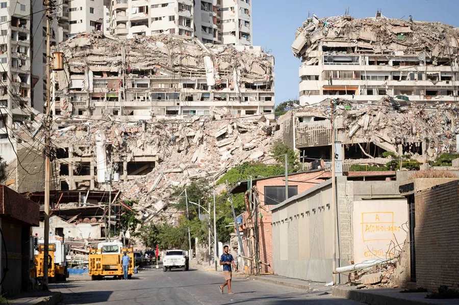 Venezuela busca reparar casi 4.000 viviendas dañadas en La Guaira por los terremotos de magnitud 7,2 y 7,5