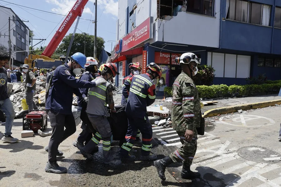 De la Espriella cifra en 181 los muertos por el terremoto, 59 menos que los datos regionales