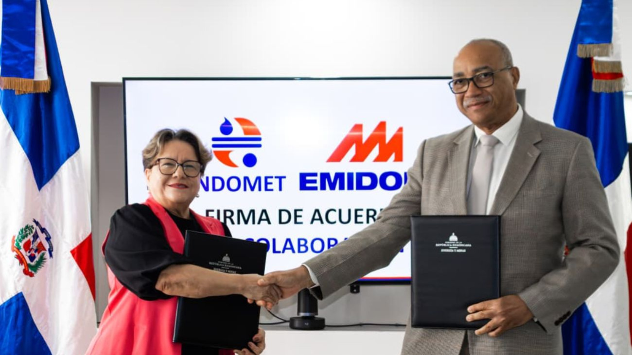 Emidom e Indomet firman acuerdo para instalar tres estaciones meteorológicas automáticas en Pedernales