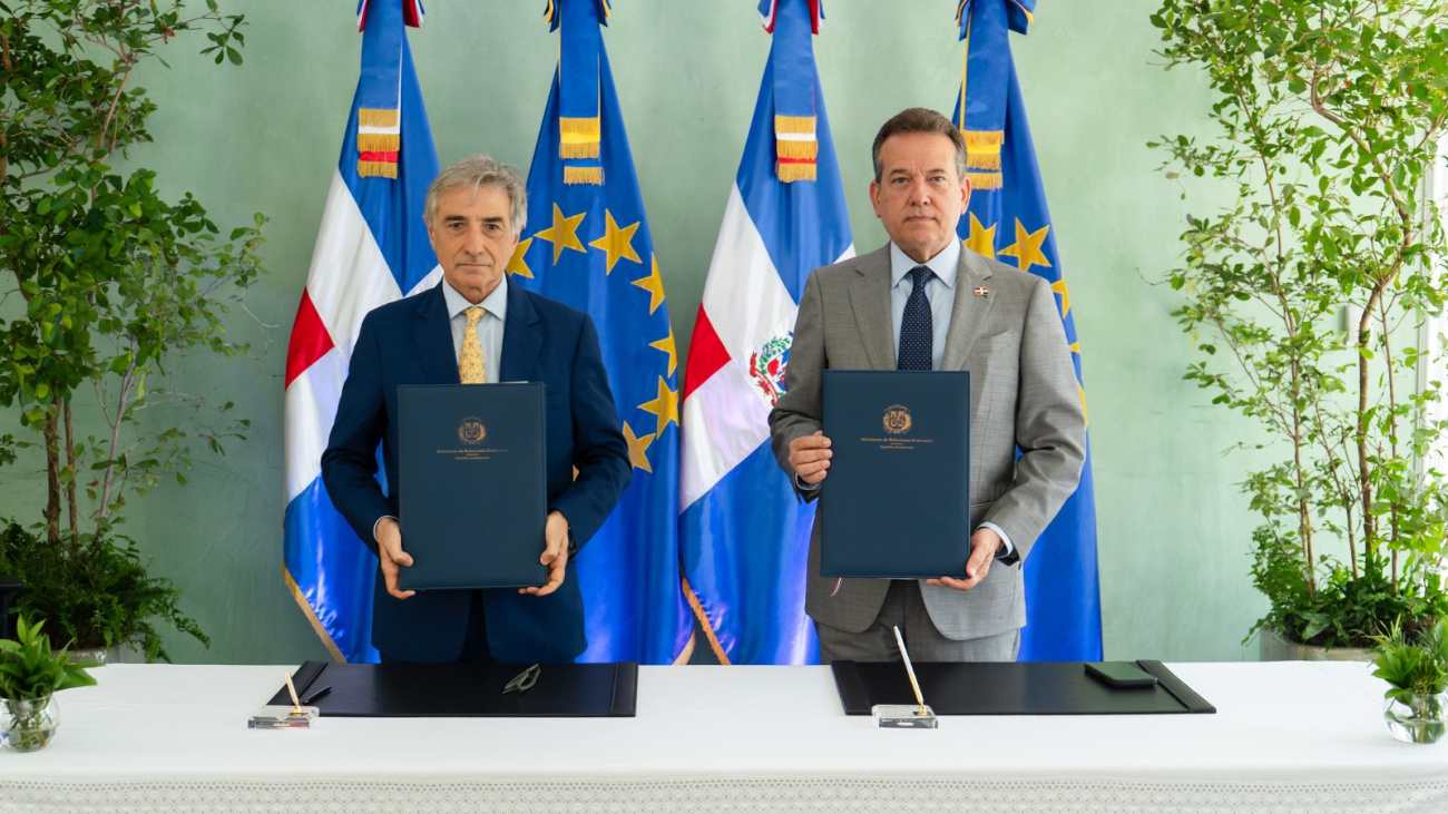 República Dominicana y Unión Europea acuerdan impulsar estudios sobre potencial de tierras raras, en Pedernales